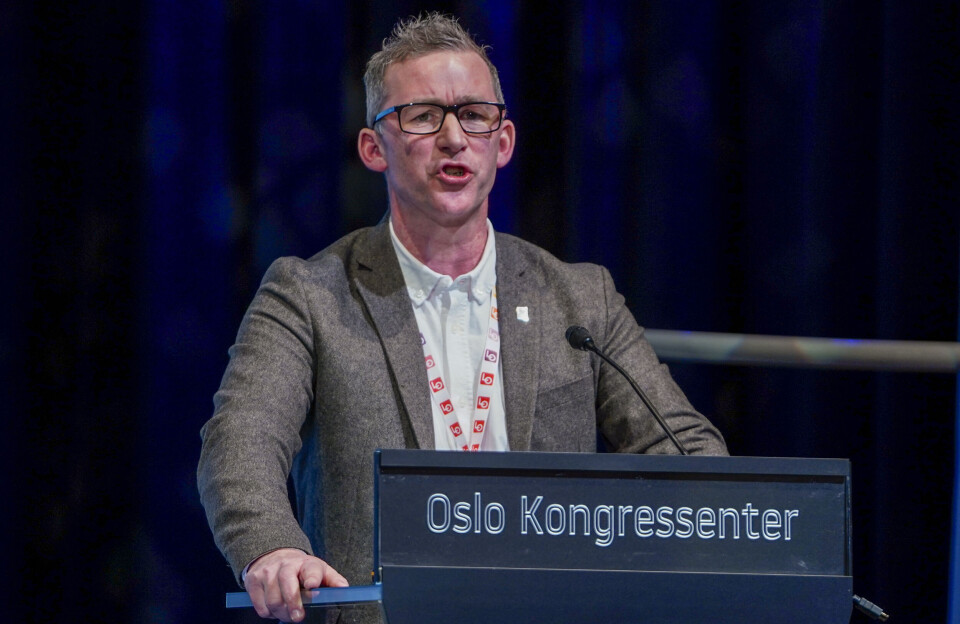 UFRAVIKELIG: Handel og Kontors leder Christopher Beckham avviser at LO kan inngå en avtale der sykelønnen er i spill. – Det er helt uaktuelt. Portrett