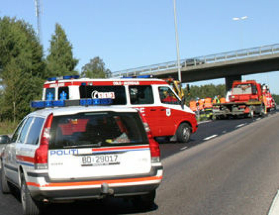 Nødetatene i trafikkulykke