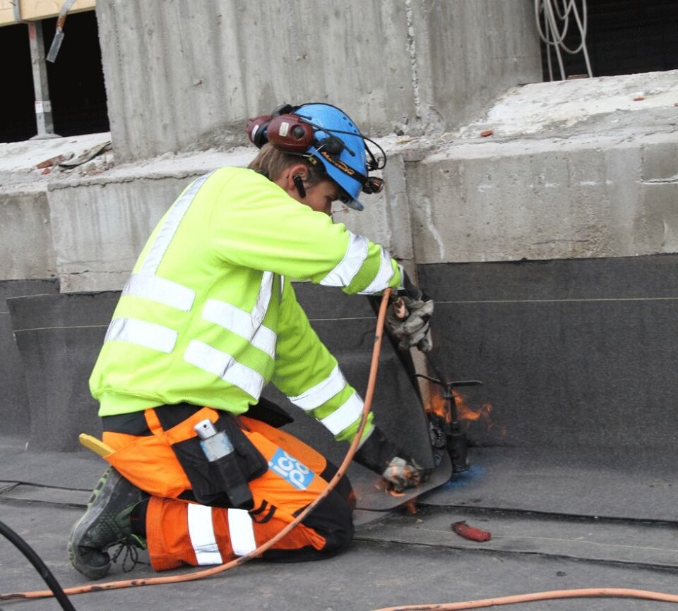 Det er mange forklaringer på at vi ikke bruker verneutstyr når vi skal, men er forklaringene gode nok? (Illustrasjonsfoto: JanTveita) Det er mange forklaringer på at vi ikke bruker verneutstyr når vi skal, men er forklaringene gode nok? (Illustrasjonsfoto: JanTveita)