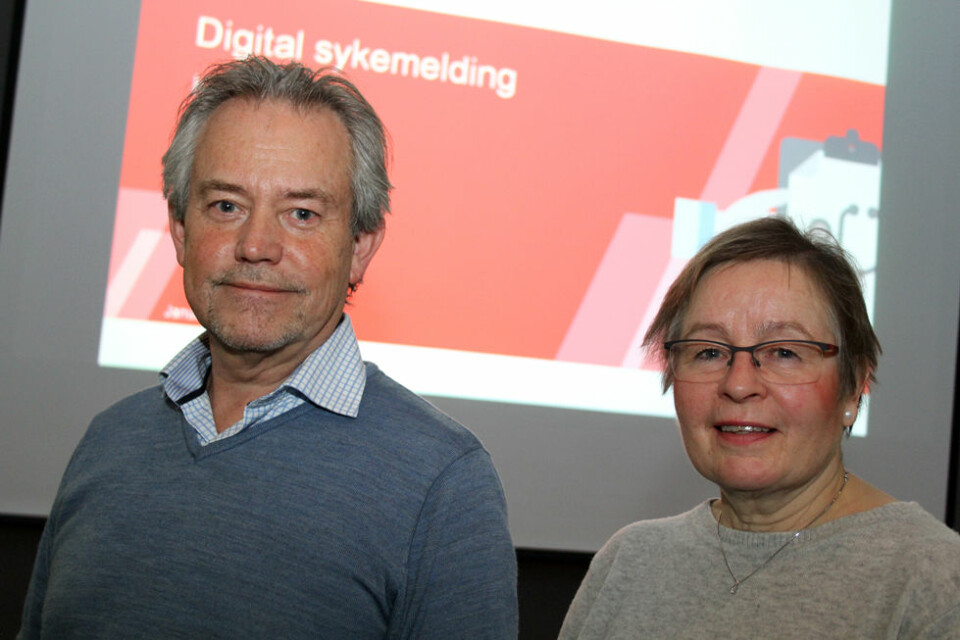 Wenche Weium Smeby og Jan Sigmund Eriksen i NAV Arbeidslivssenter Hedmark. (Foto: Jan Tveita)