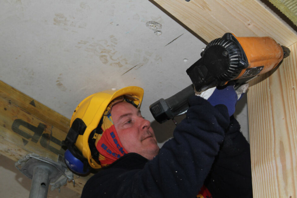 70 prosent av tømrerne er eksponert for kulde store deler av arbeidsdagen. (Foto: Jan Tveita)