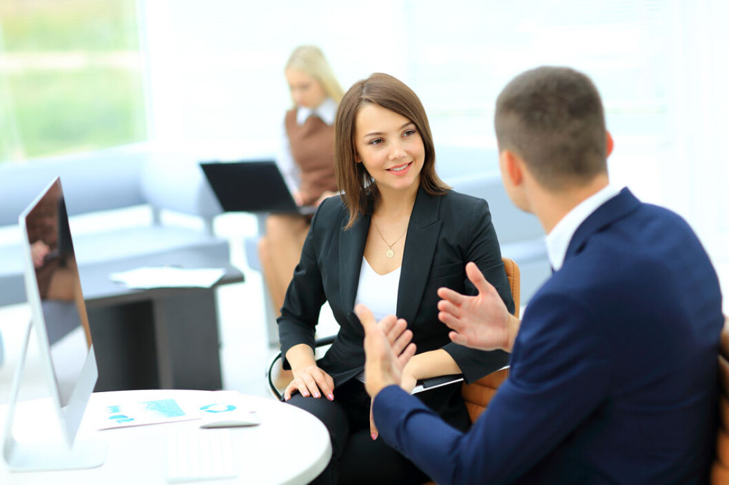 Gode kolleger og interessante arbeidsoppgaver er viktig for å trives på jobb. (Illustrasjonsfoto: Colourbox.com) Gode kolleger og interessante arbeidsoppgaver er viktig for å trives på jobb. (Illustrasjonsfoto: Colourbox.com)