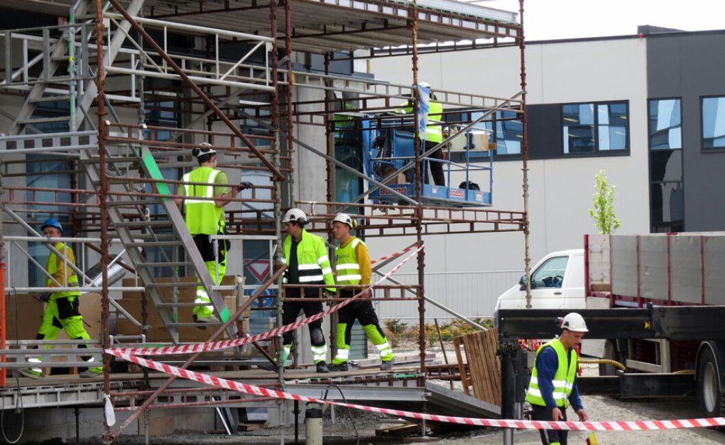 Gode byggeledere forebygger ulykker på byggarbeidsplasser. (Illustrasjonsfoto: Jan Tveita) Gode byggeledere forebygger ulykker på byggarbeidsplasser. (Illustrasjonsfoto: Jan Tveita)