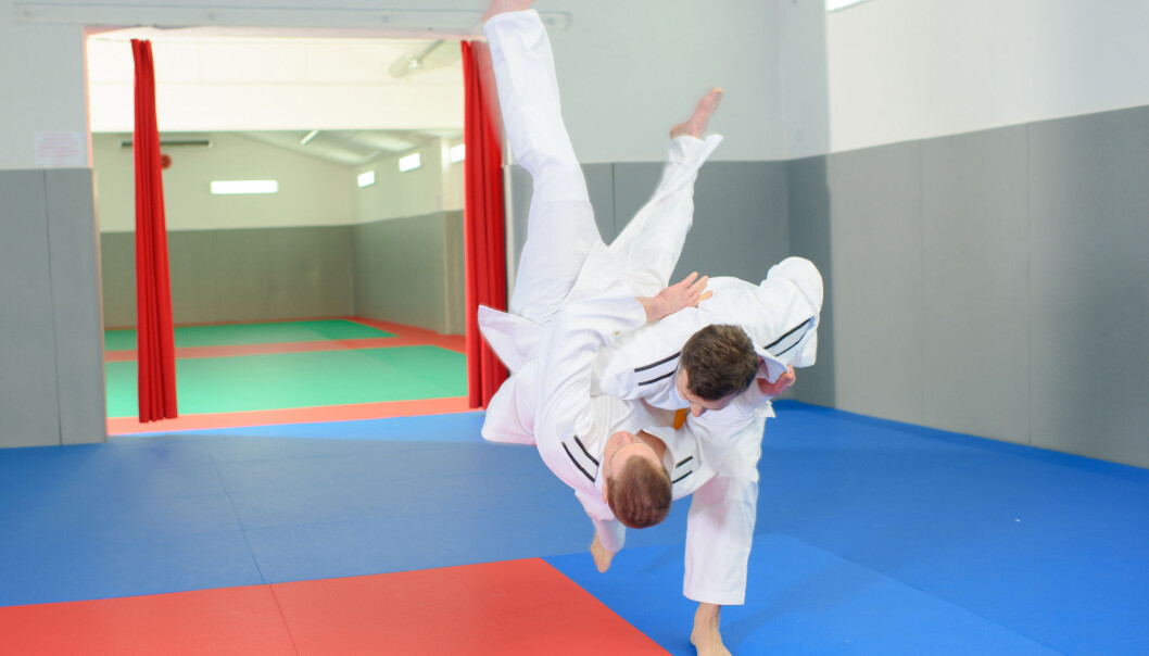 Er fallteknikk fra kampsporten judo noe for norske arbeidsplasser? Er fallteknikk fra kampsporten judo noe for norske arbeidsplasser?