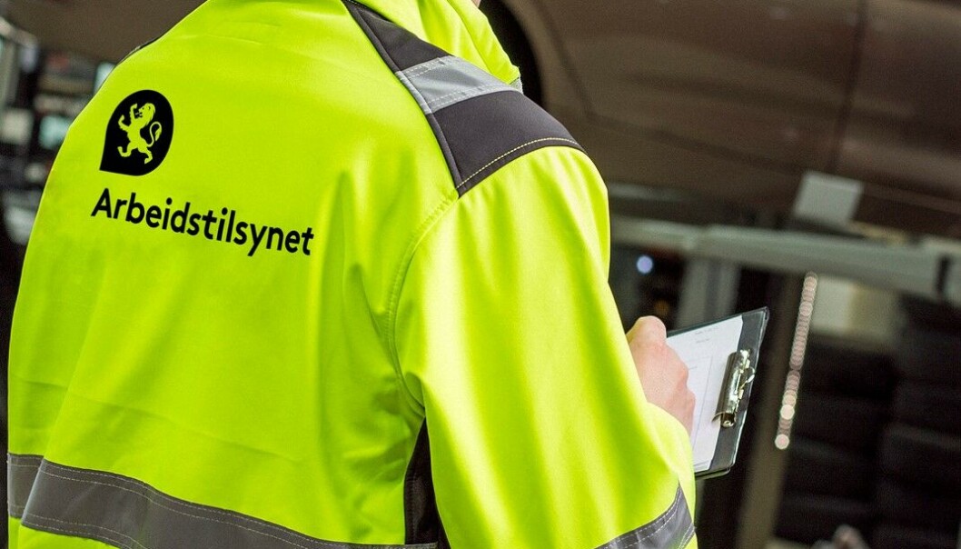 Gjennom tilsyn har Arbeidstilsynet avdekket ufullstendige arbeidskontrakter og manglende oversikt over arbeidstid. Gjennom tilsyn har Arbeidstilsynet avdekket ufullstendige arbeidskontrakter og manglende oversikt over arbeidstid.